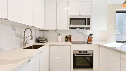 Modern one bedroom with private balcony - Foto 3, stove, dishwasher, pet friendly, minibar