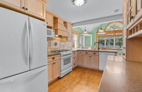 Lookout Point - 3 BDR Home Steps from Beach - Foto 10