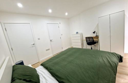 The Romford Luxe Haven - Fully Furnished 2BR - Foto 26