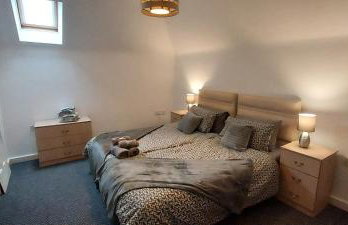 Large 2 bed flat in Bolton - Photo 15
