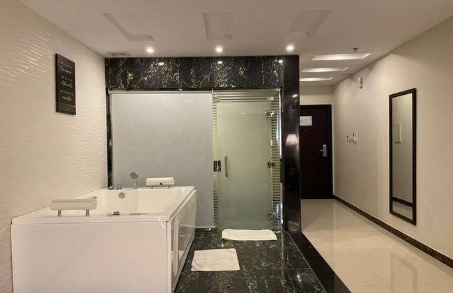 Remaz Hotel & Suite - Photo 42