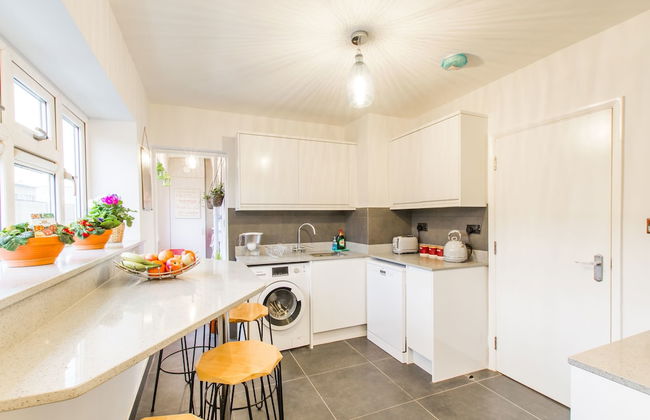 Luxury London Apartment 5-double rooms - Foto 12