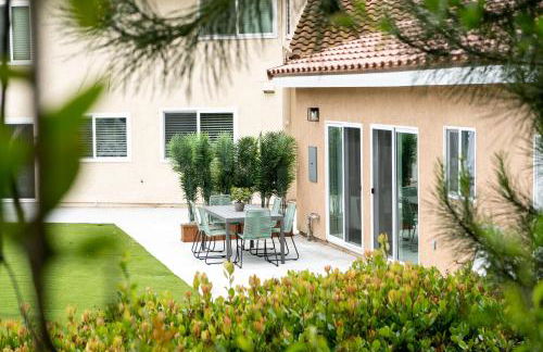 Newly built vacation home with large backyard - Foto 30