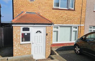 Riverview, Stylish Non Smoking Loft Ensuite 4 Rent - Photo 12