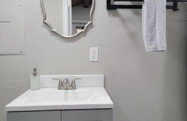 Little Blue Charming Lakefront - Foto 13