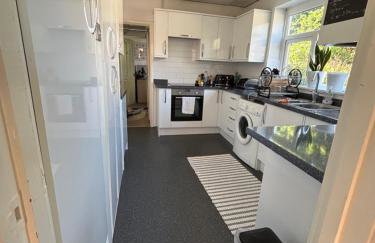 Spacious comfy flat near Airport and Altrincham - Foto 6