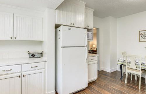 8 Mi to Columbia River Gorge Cottage with Deck! - Photo 8