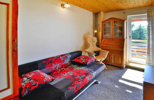 Lakeside holiday home, private garden - Photo 8