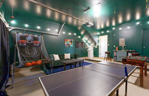 Charming family friendly home, enclosed backyard & 20 miles from San Antonio - Foto 16