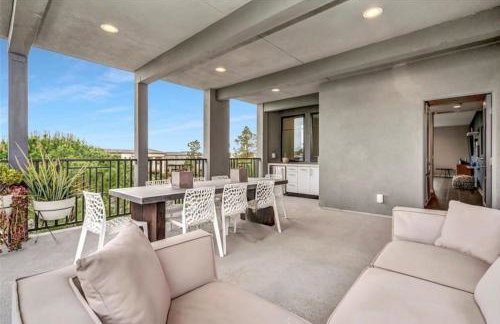 King Size, Patio, Xbox, Great Park - Photo 7