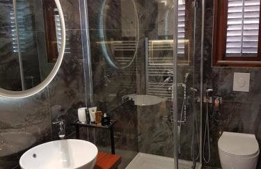 Golden view luxury apartment - Photo 19