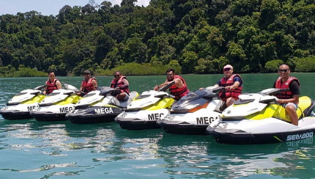 Excursión a Pulau Dayang