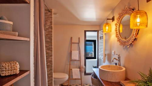 Mira appartement climatisé vue mer centre de Calvi proche port et plage - Foto 4, towels, Shower