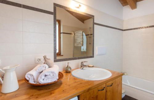 DolomiApartments - Appartamento Fiordaliso - Foto 11