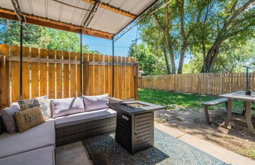 Alder Row Private Patio w Fire Pit & Workspaces - Foto 1