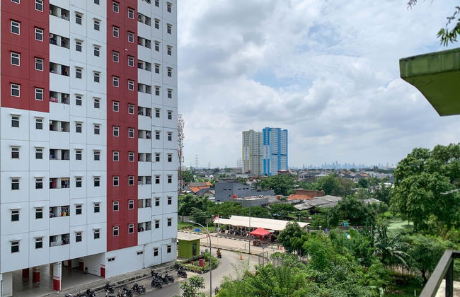 Cozy 2Br At Delta Cakung Apartment - Photo 21