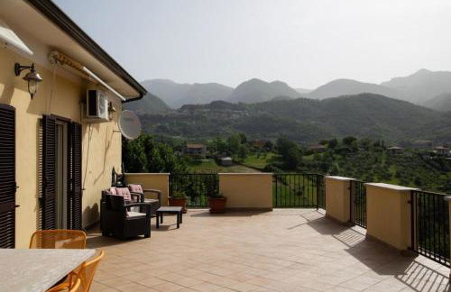 TERRAZZA PANORMICA PICINISCO, 3 CAMERE, 2 BAGNI CASA VACANZE COLLEPOSTA uno - Foto 35