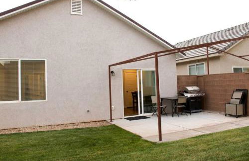 ZC1 Home Away From Home Near Zion - Foto 16