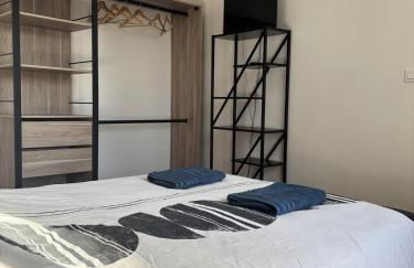 Grand Gîte Vivonne 8 personnes, Terrasse, Confort, babyfoot - Foto 9