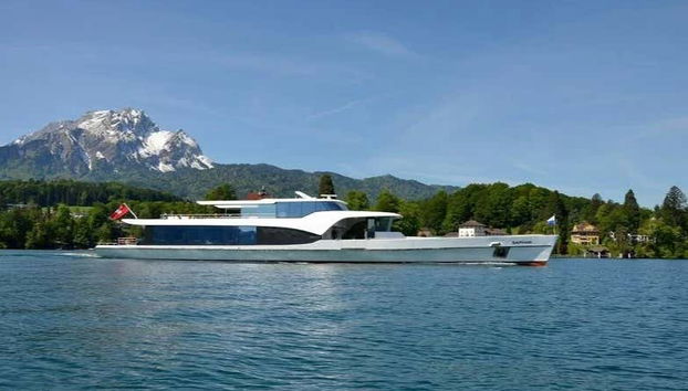 Lucerne Day Trip + Yacht Tour - Foto 2