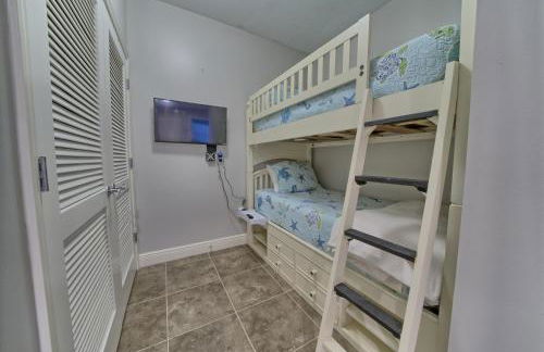 OCEAN FRONT CONDO w INCREDIBLE VIEWS - Photo 26