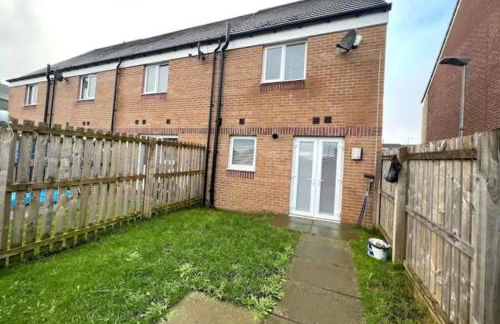 Superb 3 Bed Home Away from Home in Glasgow, just off M8 with free parking - Foto 22