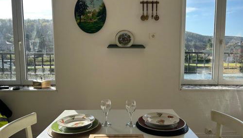 Superbe appart rénové vue sur Meuse Le Chic dans le pré - Foto 3