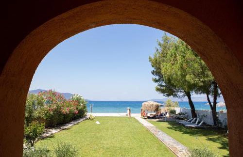 Pampas Seafront villa, 6 bedrooms, North Evvoia - Photo 24