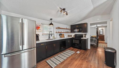 Lake Conroe 3BR Home w Boat Ramp Access, Kings, BBQ, Sleeps 8 - Foto 5, stove, dishwasher