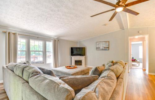 Private Dock Pet-Friendly Home on Lake Sinclair - Foto 6