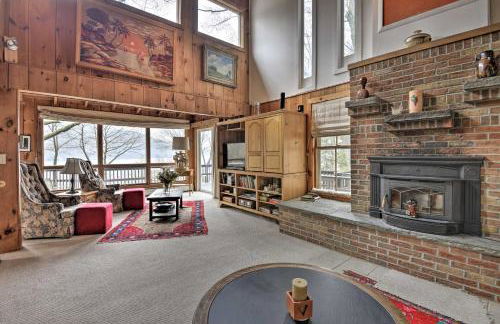 Skaneateles Lake Home Water Views and Private Beach - Photo 5