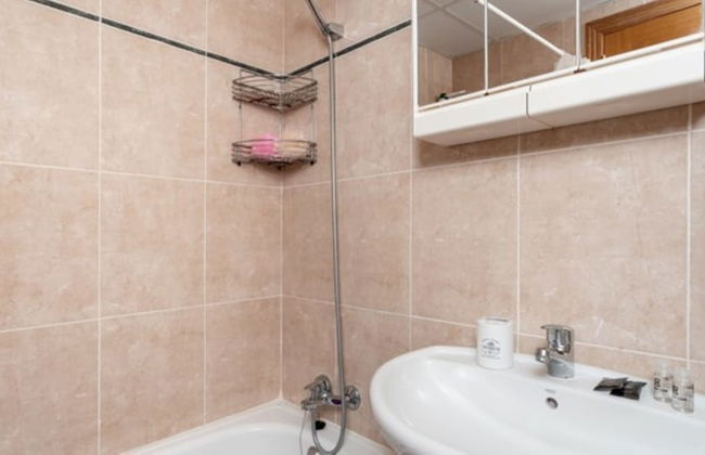 Apartment - 2 Bedrooms with Pool, WiFi and Sea views - 107993 - Photo 18