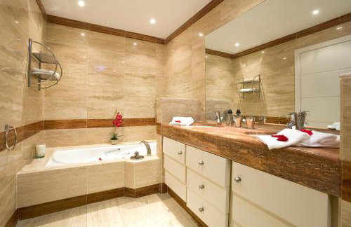 Apt 102 Guadalmansa Playa, Heaven Beach Apartments - Photo 19