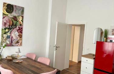Premium-Apartment im Duisburger Süden, nähe Düsseldorf Flughafen & Messe, Komplett ausgestattetes Apartment mit modernen Altbau-Flair - Foto 7