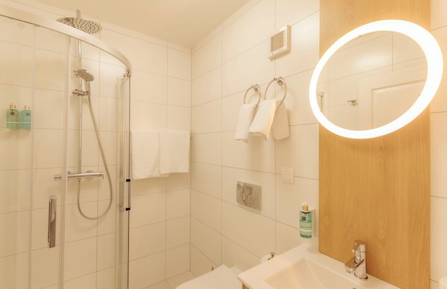 ZEN Central Apartments - Photo 79