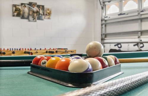 Peaceful yet perfect location, private pool home - Foto 27