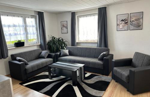 Ferienwohnung LiaWa314 mit Terrasse in Zirndorf-Lind - Nähe Playmobil FunPark und Nürnberg - Foto 1