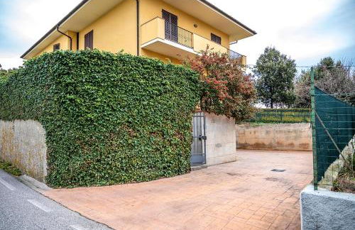 C012 - Camerano, bilocale con doppi servizi e giardino panoramico - Foto 34
