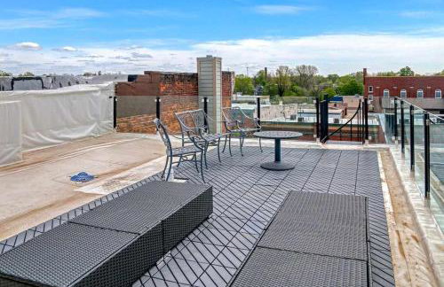 Luxury Downtown South Haven Condo With Rooftop Deck - Photo 40