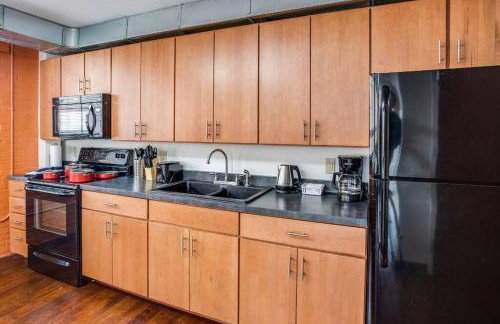 Centric Modern Loft w/ King Beds & Smart GameTable - Foto 16