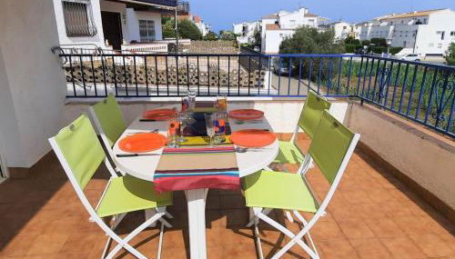 Apartamento Confortable en Sant Genís, Llançà – Cerca de Playa y Actividades F - ES-170-44 - Foto 1