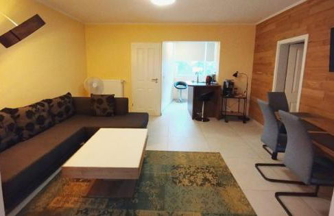 RIVER VIEW NEAR FRANKFURT - 3 ROOMS-4 BEDS & 1 SOFA BED -AIR CONDITION- Private PARKING - Foto 6