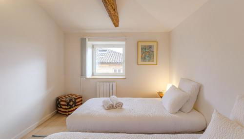 La Tour, Bel Appartement 10 mn Villefranche-sur-Saône - Photo 2