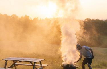 Romantic Off-Grid Cabin Views of Cotswolds - Foto 8