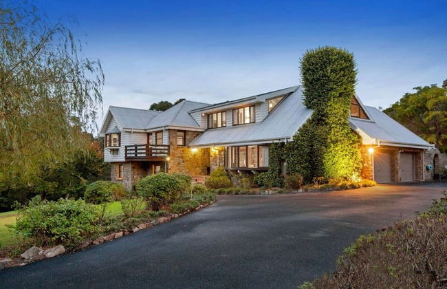 The Peninsula Chateau Lodge-inspired Luxury - Photo 44