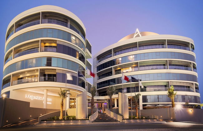 Majestic Arjaan by Rotana - Foto 1