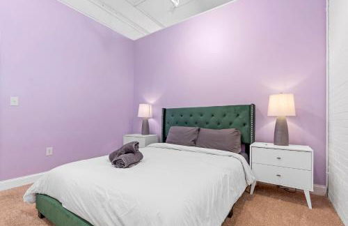 KING First Floor Sleep8 4Beds 2BA Swepson Escape - Foto 30