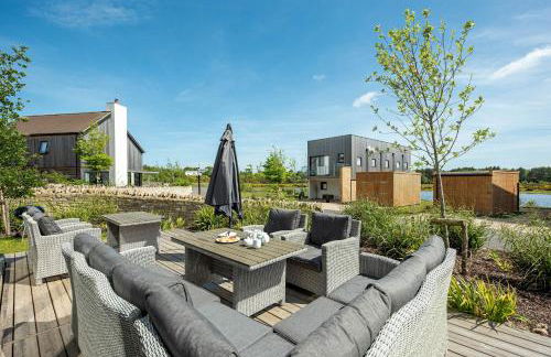 Lakeside property with spa access on a nature reserve Beaumont Village 25 BV25 - Photo 20