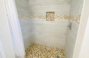 Two Fully Equipped Apartments and a Studio 5 miles from the beach - Foto 12