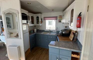 Fraunie's Beach House Anderby Creek - Dog friendly - Photo 10